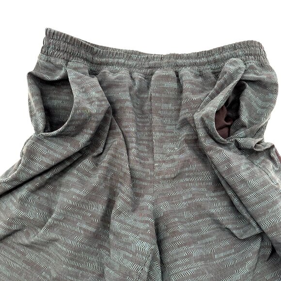 Lululemon Mens Green Patterned Pace Breaker Athletic 9" Shorts Size L - Picture 3 of 11